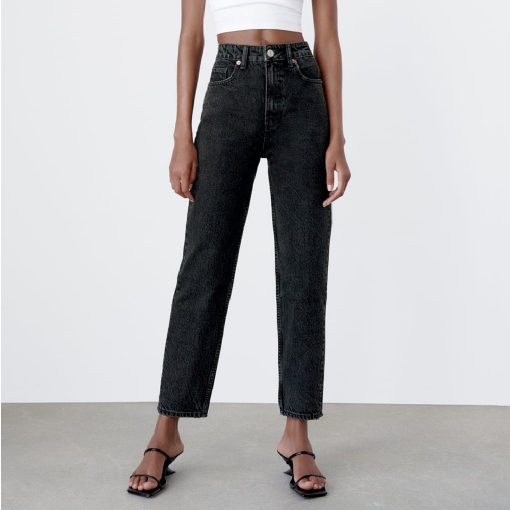 Zara Black Mom Fit High Rise Jean | Size 4